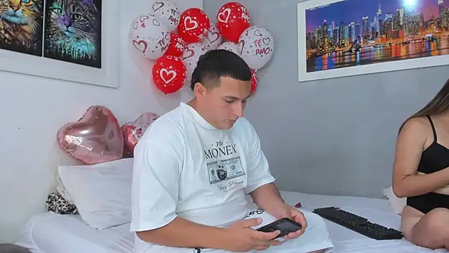 naughtyloverss online show from 02/14/25, 04:52