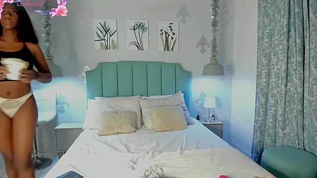 Khenta Michells online show from 02/10/25, 10:53