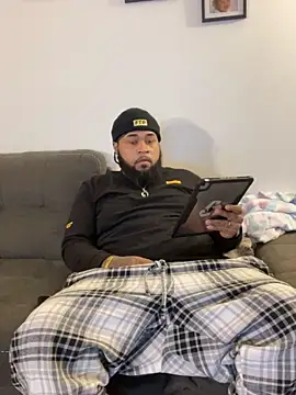 Snapshot of Pap1_Champo chatting on 01/16/25, 06:46 Pap1 Champo online show from 01/16/25, 06:46