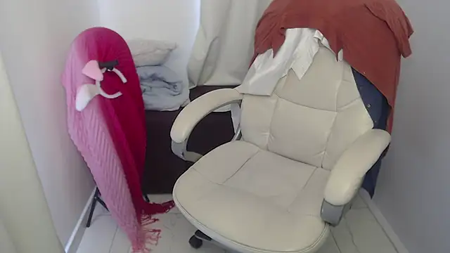 Snapshot of Abby_Halliwey chatting on 12/09/24, 04:26 Abby Halliwey online show from 12/09/24, 04:26