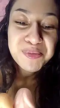 yummi  priv online show from 03/08/25, 05:38