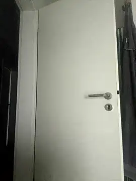 Snapshot of janberlin chatting on 01/18/26, 09:46 janberlin online show from 01/18/26, 09:46