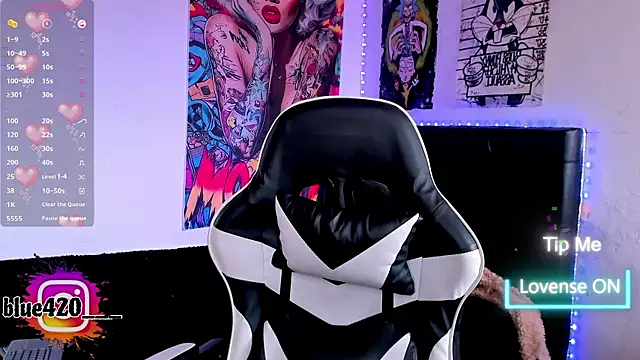 Skyler  blue4 online show from 12/19/25, 04:58