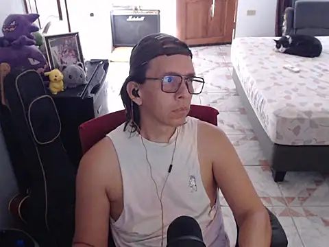 Snapshot of Pit_xxz chatting on 06/21/26, 05:48 Pit xxz online show from 06/21/26, 05:48