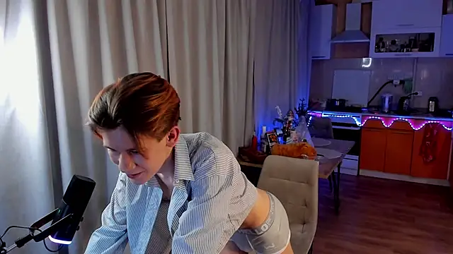 AndrewwCarter2 online show from 02/14/25, 11:09