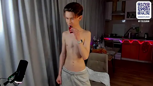 AndrewwCarter2 online show from 02/15/25, 06:23