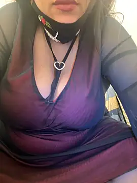 Snapshot of SnehaRai chatting on 09/20/25, 05:36 SnehaRai online show from 09/20/25, 05:36