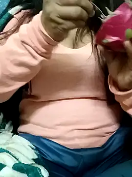 Snapshot of Dr_Kamsutra chatting on 01/24/25, 12:31 Dr Kamsutra online show from 01/24/25, 12:31