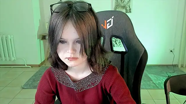 Elainebeness online show from 12/04/24, 05:27