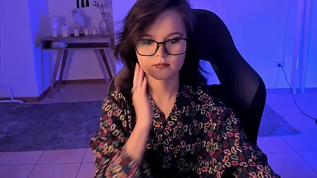 Elainebeness online show from 12/11/24, 05:37