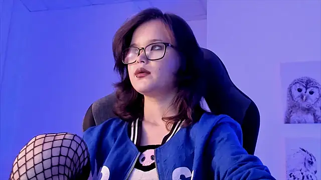 Elainebeness online show from 12/14/24, 10:50