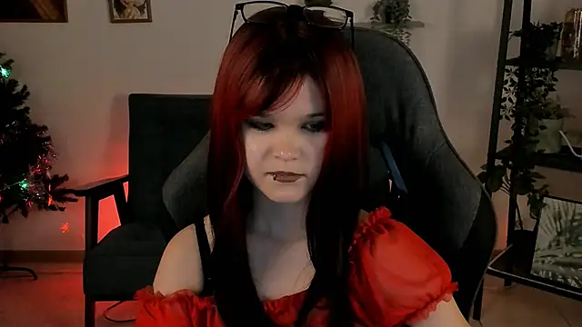 Elainebeness online show from 12/29/24, 01:24