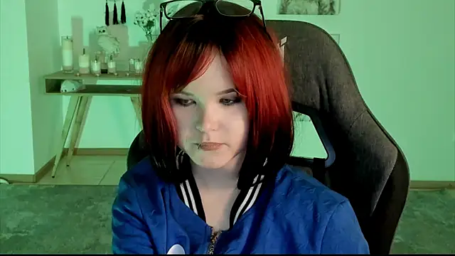 Elainebeness online show from 01/12/25, 07:53