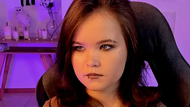 Elainebeness online show from 01/25/25, 11:00