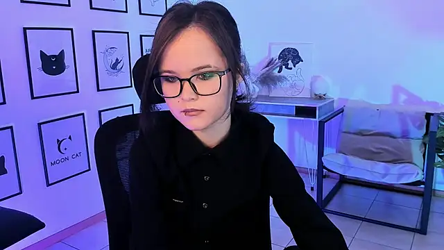 Elainebeness online show from 02/05/25, 11:39