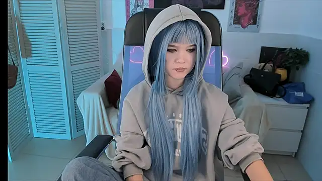 Elainebeness online show from 09/26/25, 08:46