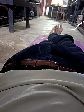 Snapshot of 1010SumiT chatting on 10/27/25, 03:38 1010SumiT online show from 10/27/25, 03:38