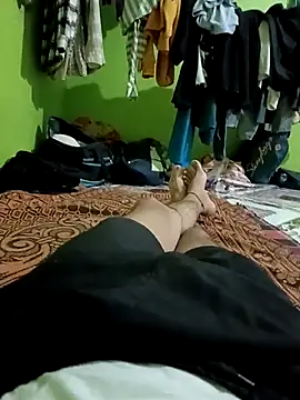 Snapshot of 1010SumiT chatting on 12/16/25, 03:06 1010SumiT online show from 12/16/25, 03:06