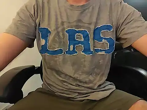 jayb0y61 online show from 10/29/25, 04:26