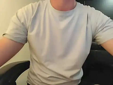Snapshot of jayb0y61 chatting on 05/03/26, 03:23 jayb0y61 online show from 05/03/26, 03:23