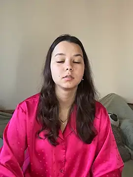 Snapshot of PoppyRobinson chatting on 12/19/24, 08:13 PoppyRobinson online show from 12/19/24, 08:13