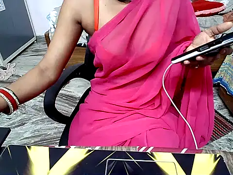 Snapshot of hotbala7s chatting on 06/27/26, 02:44 hotbala7s online show from 06/27/26, 02:44