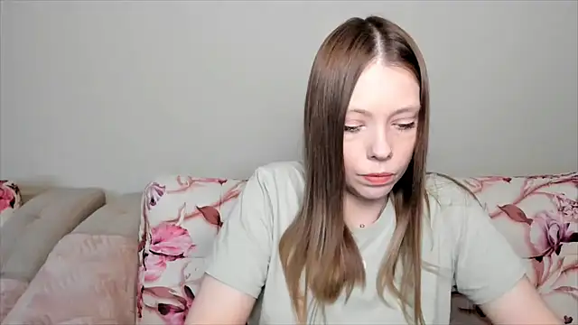 Snapshot of Sweetmojito chatting on 12/26/24, 02:44 Sweetmojito online show from 12/26/24, 02:44