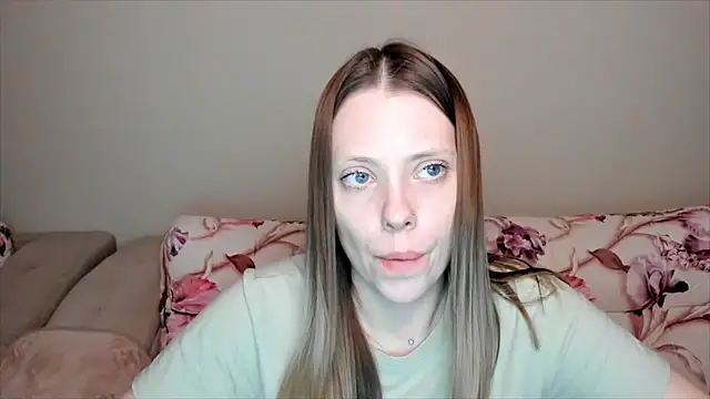 Snapshot of Sweetmojito chatting on 12/26/24, 12:05 Sweetmojito online show from 12/26/24, 12:05