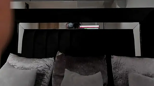 julieta jewel online show from 03/03/26, 01:06