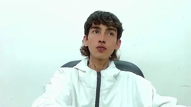 ttimy x boy online show from 11/24/25, 03:39