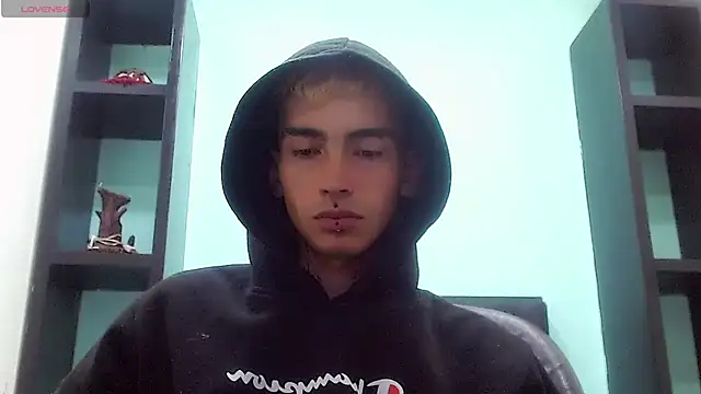 ttimy x boy online show from 04/22/26, 08:10