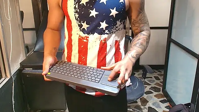 Snapshot of JackBlanco_ chatting on 03/11/25, 08:20 JackBlanco online show from 03/11/25, 08:20