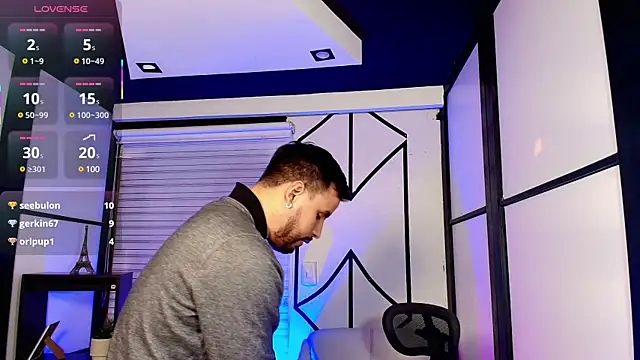 Snapshot of JackBlanco_ chatting on 03/20/25, 04:40 JackBlanco online show from 03/20/25, 04:40