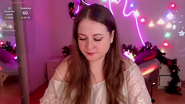 LizzyShine online show from 12/30/24, 11:06