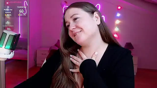 LizzyShine online show from 02/19/25, 11:36