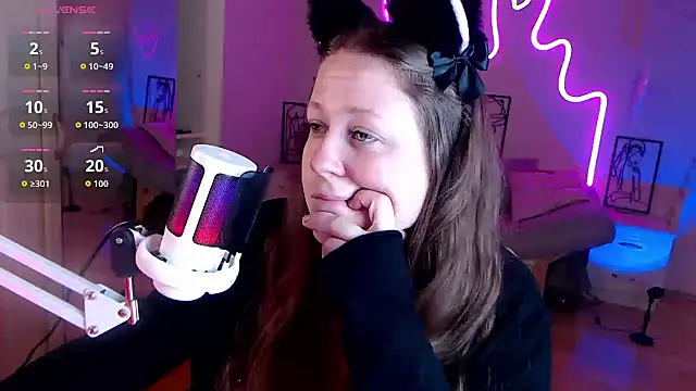 LizzyShine online show from 09/18/25, 01:57