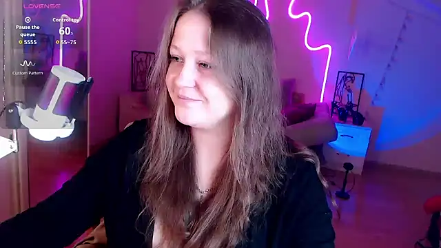 LizzyShine online show from 09/28/25, 03:17