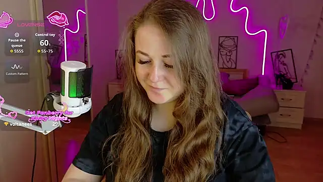 LizzyShine online show from 11/20/25, 05:23