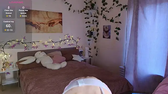 Emily relish online show from 10/04/25, 01:31