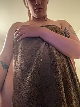 Miss oliviaa online show from 02/18/26, 06:48