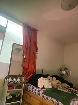 Miss oliviaa online show from 03/25/26, 10:27