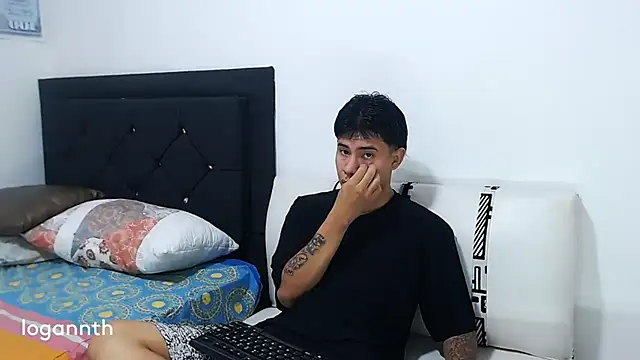 logannth online show from 02/17/25, 11:34