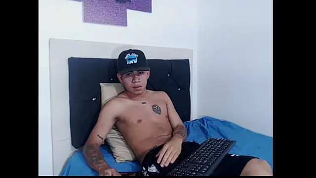 logannth online show from 10/13/25, 09:15