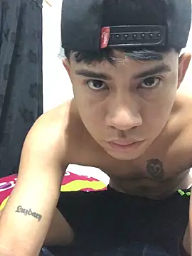 logannth online show from 10/25/25, 07:49