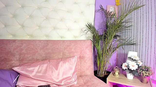 emaa lambert online show from 03/07/25, 01:42