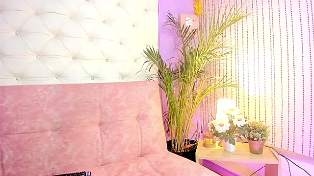 emaa lambert online show from 03/07/25, 07:05