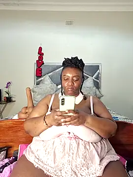 ThickianaRider online show from 05/19/26, 03:13