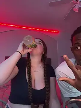 MarcusAndMarissa4ev online show from 03/21/25, 05:43