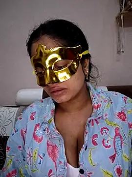 bigtitsqueen online show from 11/06/25, 04:46