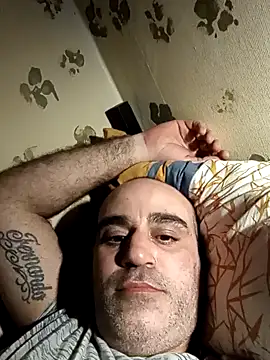 pelarrico12 online show from 10/15/25, 04:34